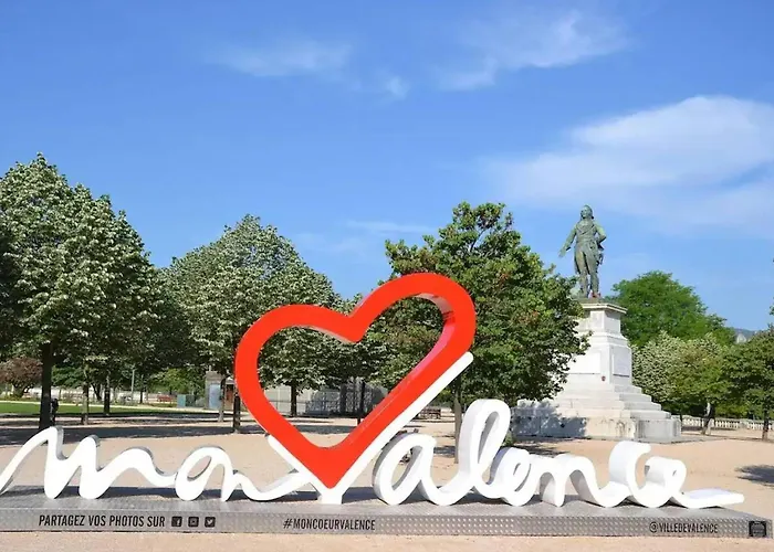 1. Proche Du Centre Et Gare